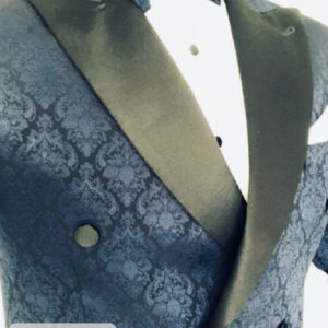 Traje Azul Oscuro con diseño y detalle en Negro 03